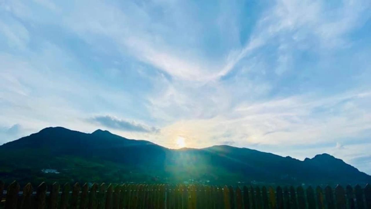 Ha Lu Homestay Lao Cai Bagian luar foto